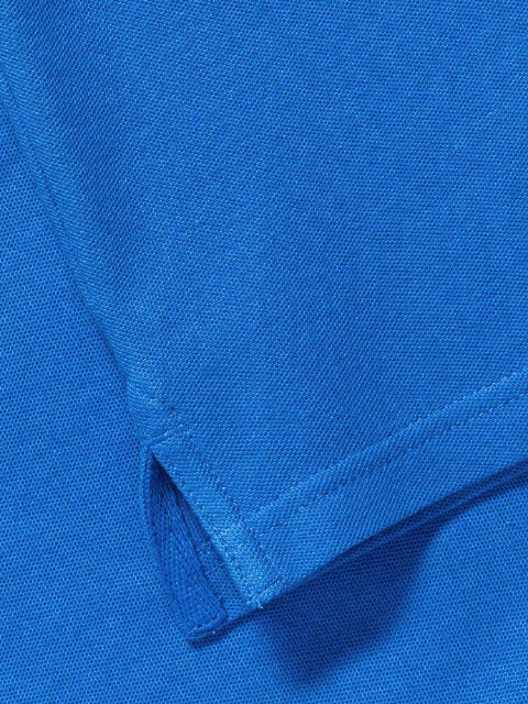 Azure Blue (Seitenschlitze) Fotos: RUSSELL-EUROPE�